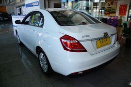 2015款吉利新帝豪1.5L手动向上版