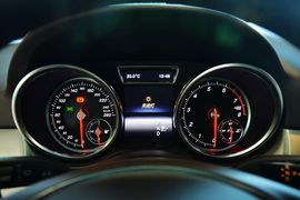 2015款奔驰GLE320 4MATIC