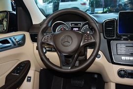2015款奔驰GLE320 4MATIC