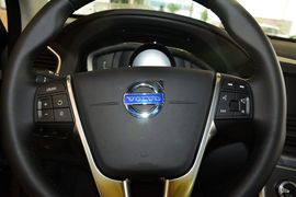 2016款沃尔沃XC60 2.0T T5智远版