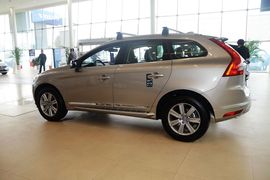 2016款沃尔沃XC60 2.0T T5智远版
