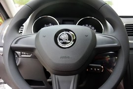 2016款斯柯达Yeti 1.4TSI手动前行版