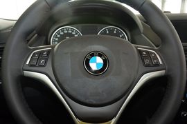 2015款宝马X1 sDrive18i领先晋级版