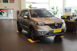 2016款雷诺科雷傲2.0L两驱舒适版