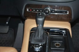 2015款沃尔沃XC90 2.0T T6智尊版 7座