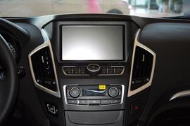 2015款东风风神AX7 2.0L自动智逸型