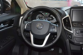 2015款东风风神AX7 2.0L自动智逸型