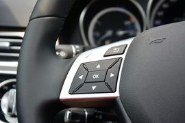 2015款奔驰E320L豪华型 4MATIC