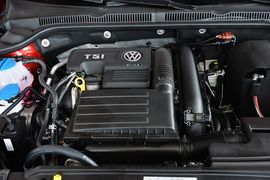 2015款大众速腾230TSI DSG舒适型