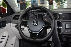 2015款大众速腾230TSI DSG舒适型