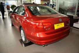 2015款大众速腾230TSI DSG舒适型