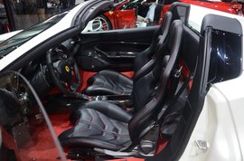 2015款法拉利488 Spider