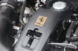 2015款法拉利488 Spider