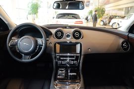 2015款捷豹XJL 2.0T 80周年典藏典雅商务版