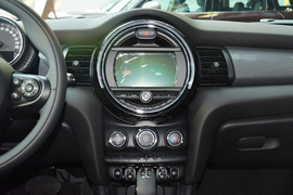 2015款MINI COOPER Fun 1.5T 五门版