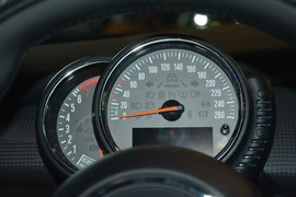 2015款MINI COOPER Fun 1.5T 五门版