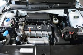 2015款大众宝来 质惠版 1.6L自动时尚型