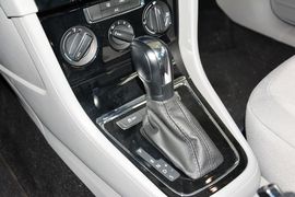 2015款大众宝来 质惠版 1.6L自动时尚型
