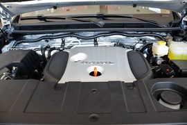 2015款哈弗H9 2.0T豪华型 5座版