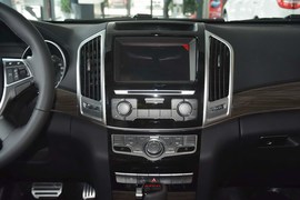 2015款哈弗H9 2.0T豪华型 5座版