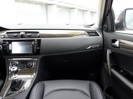 2015款众泰T600 1.5T手动豪华型