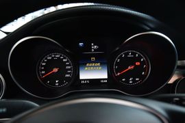 2015款奔驰C200L 4MATIC