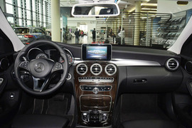2015款奔驰C200L 4MATIC
