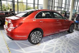 2015款奔驰C200L 4MATIC