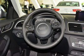 2015款奥迪Q3 35TFSI 300万纪念进享版