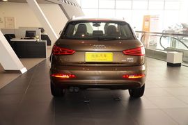 2015款奥迪Q3 35TFSI 300万纪念进享版