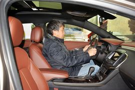 2013款别克全新君越2.4L SIDI豪华舒适型