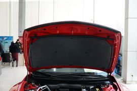 2015款马自达睿翼轿跑车2.0L手自一体精英版