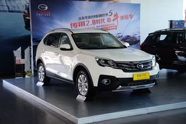 2015款广汽传祺GS5速博2.0L手自一体舒适版