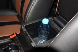 2015款传祺GS5速博 2.0L手自一体豪华导航版