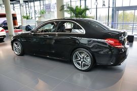2015款奔驰C63 AMG