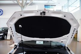 2015款大众帕萨特1.8TSI DSG尊荣版