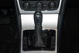 2015款大众帕萨特1.8TSI DSG尊荣版