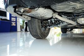 2016款斯巴鲁傲虎2.5i豪华导航版