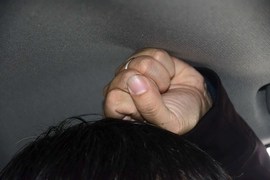 后排头部空间