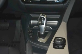 2016款宝马320Li进取型