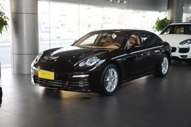 2014款保时捷Panamera 4 3.0T