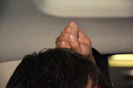 后排腿部空间