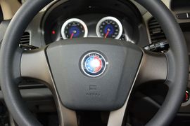 2014款吉利金刚1.5L手动进取型