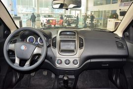 2014款吉利金刚1.5L手动进取型