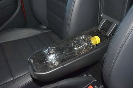 2014款大众POLO 180自动豪华版