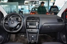 2014款大众POLO 180自动豪华版