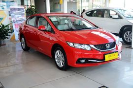 2016款本田思域1.8L自动舒适版