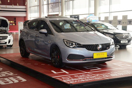 2016款别克威朗GS 20T双离合纵情运动型