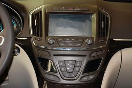 2015款别克君威2.0L精英时尚型