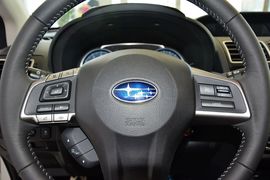2015款斯巴鲁XV 2.0i精英导航版